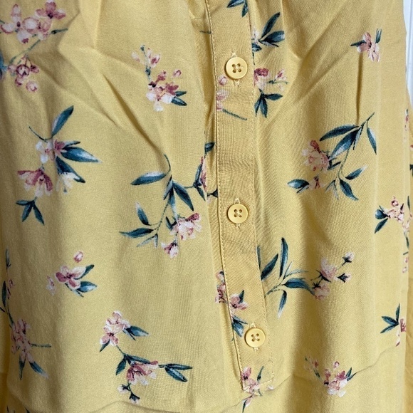 Signature Reitmans sleeveless top size large - Picture 2 of 8